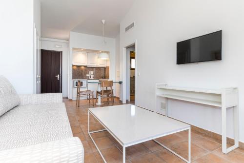 calallonga hotel menorca