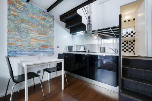 olala fine arts studios