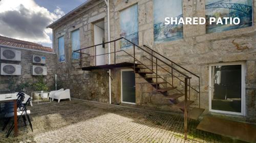 olala fine arts studios