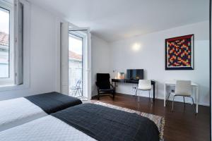 olala fine arts studios