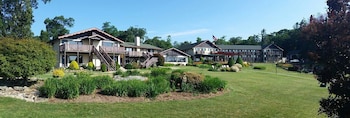 Switzerland Inn,,3 star