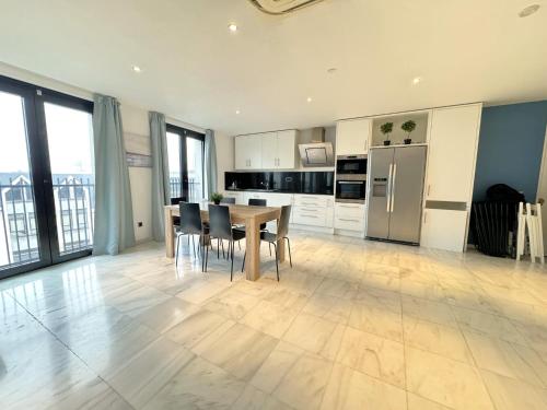 lodge apartment in centre of antwerp
