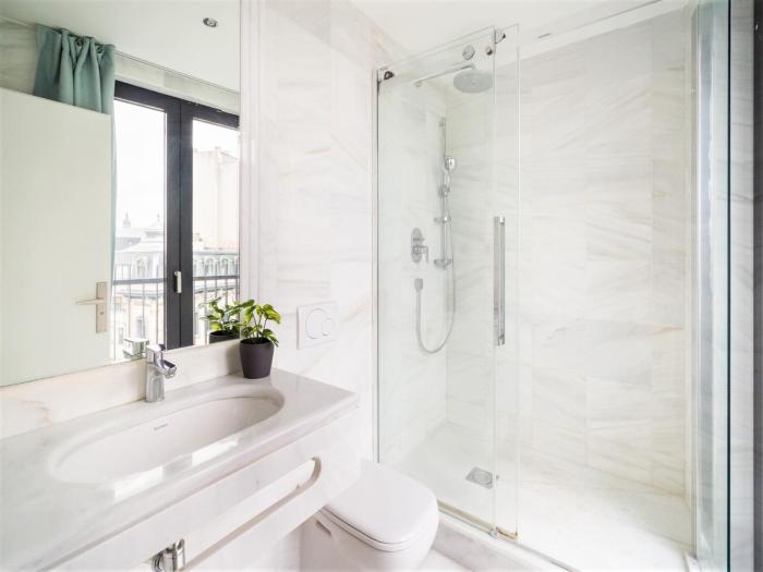 lodge apartment in centre of antwerp