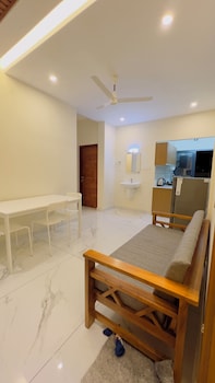 izel casa