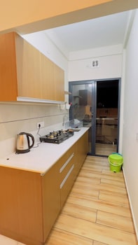 izel casa