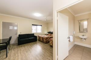 athena studio units