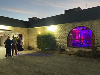 charlton motel victoria