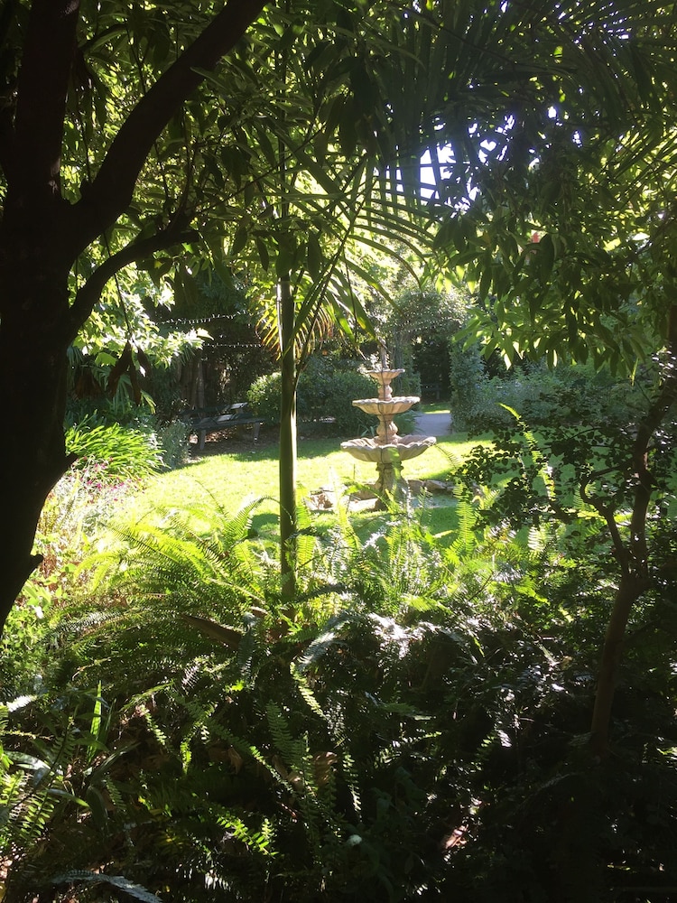 the priory beechworth