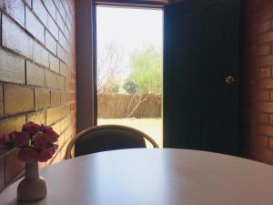 Pooraka Motor Inn,Ingle Farm>>Adelaide,3 star