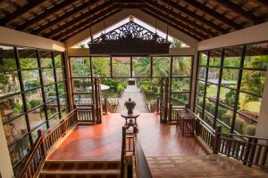 Angkor Palace Resort & Spa,Russei Luk>>Siem Reap,5 star