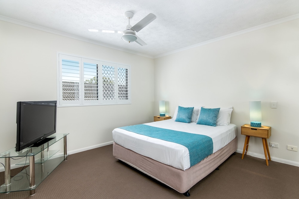 the village holiday apartments at burleigh
