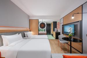 novotel living hangzhou international convention center