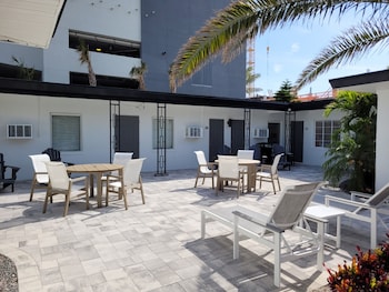 Devon Shores,Clearwater>>Belleair Beach,3 star