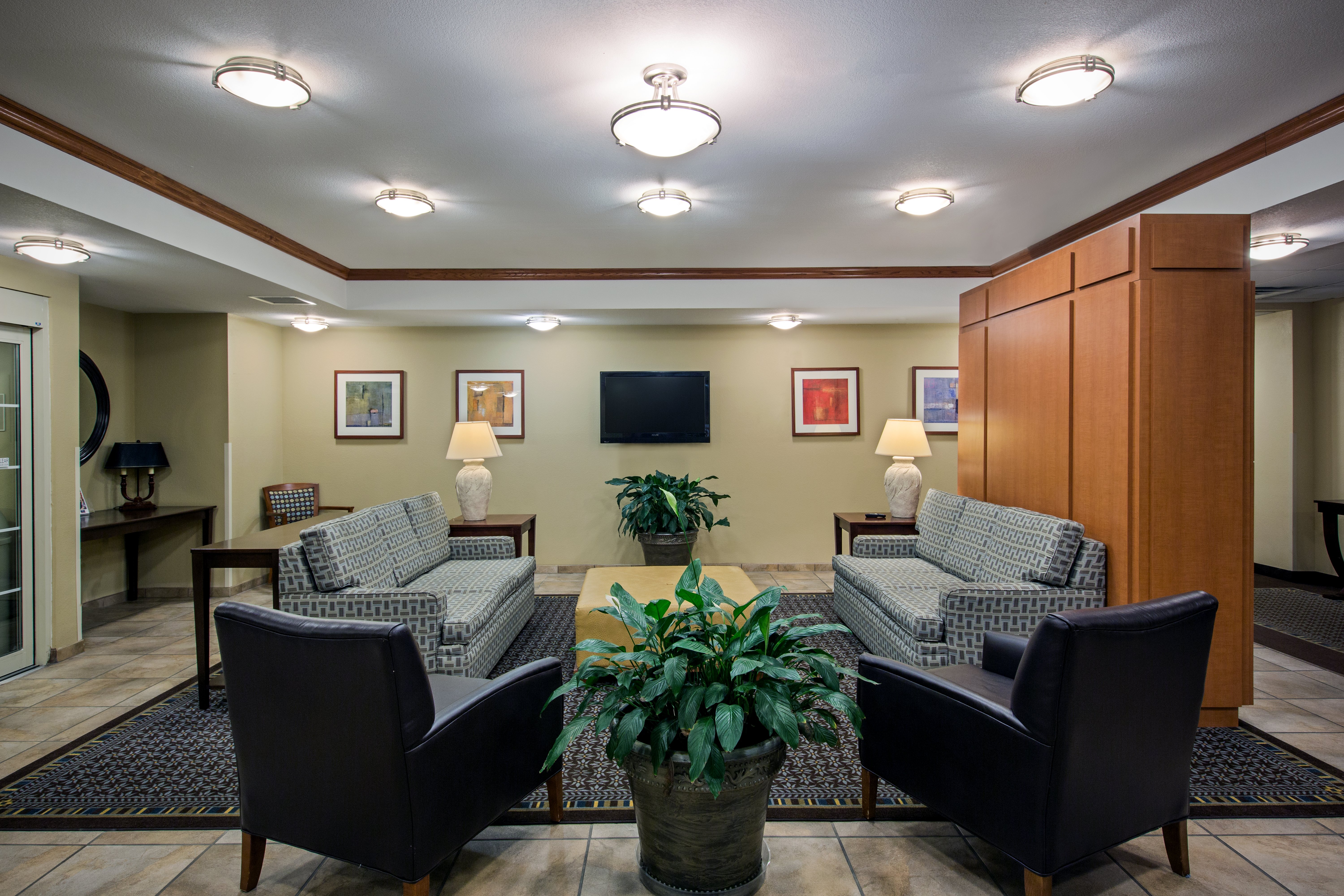 candlewood suites perrysburg by ihg