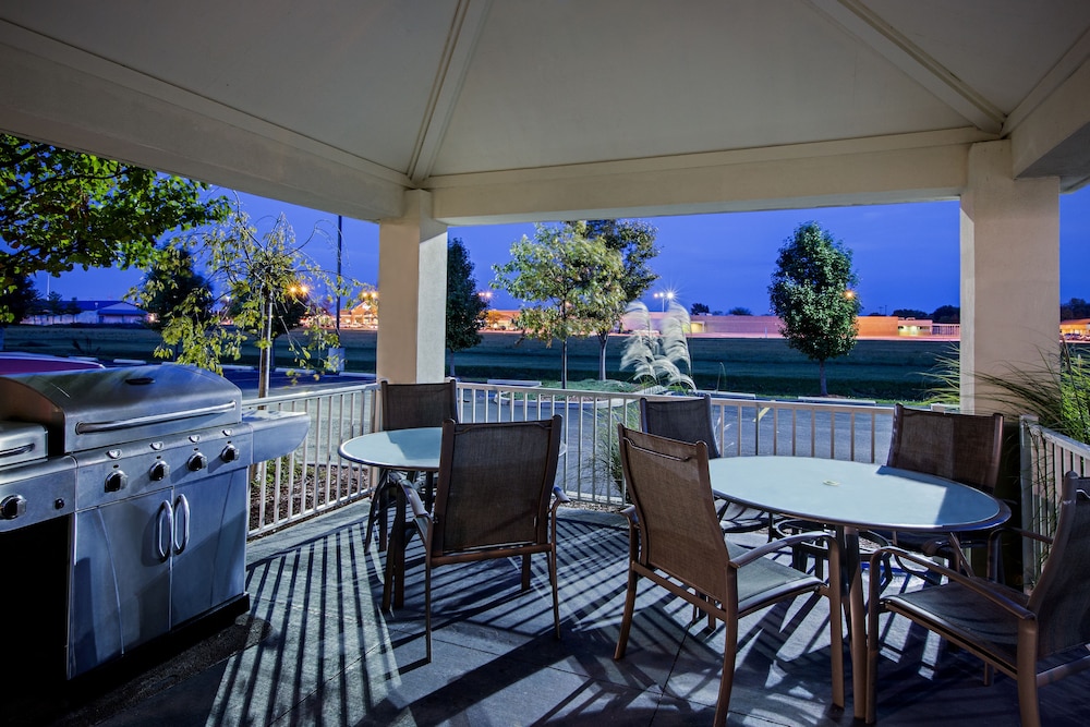 candlewood suites perrysburg by ihg