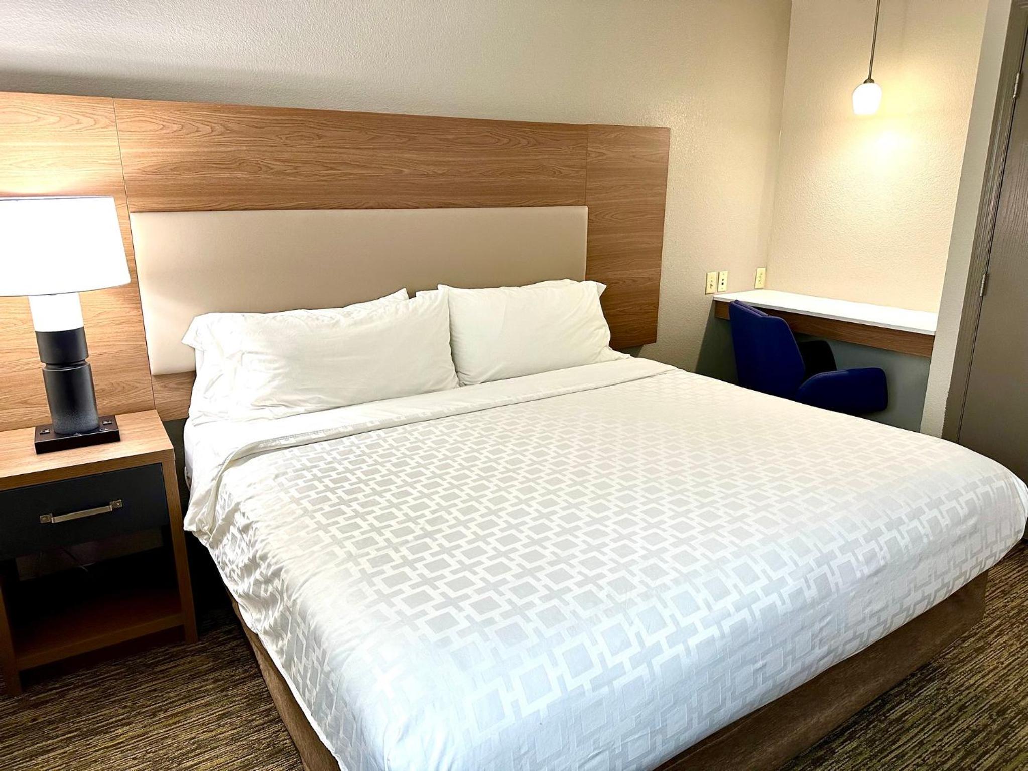 candlewood suites savannah airport by ihg