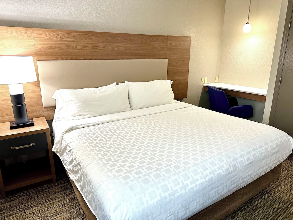 candlewood suites savannah airport by ihg