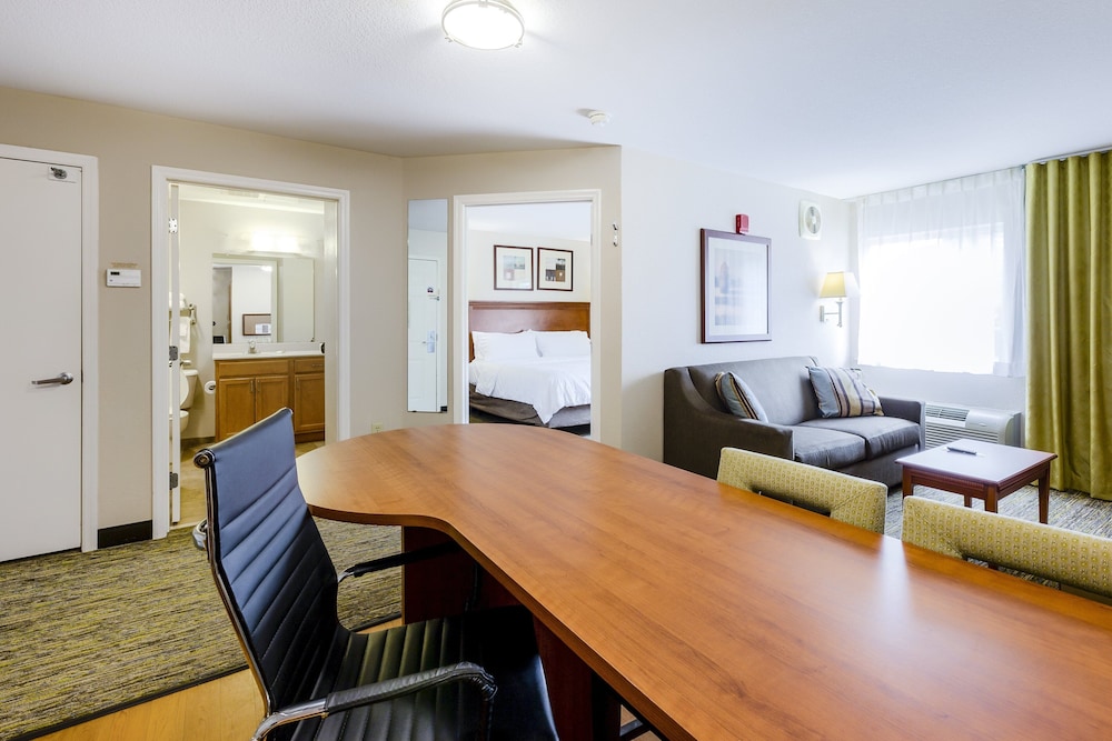 candlewood suites savannah airport by ihg