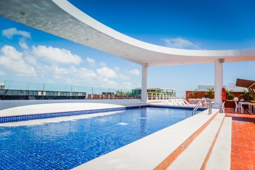 fiesta inn loft ciudad del carmen