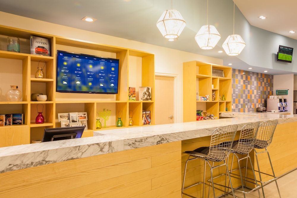 fiesta inn loft ciudad del carmen