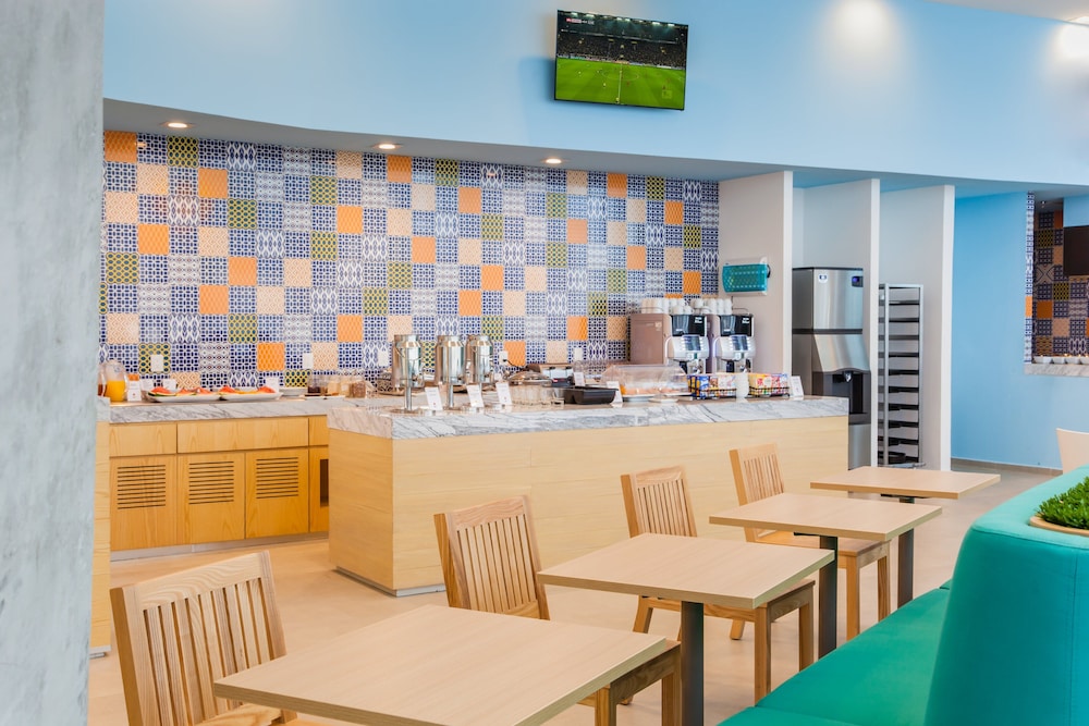 fiesta inn loft ciudad del carmen