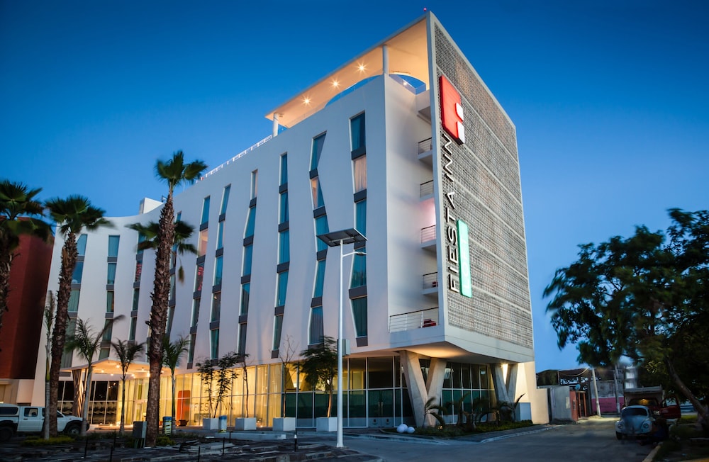 fiesta inn loft ciudad del carmen