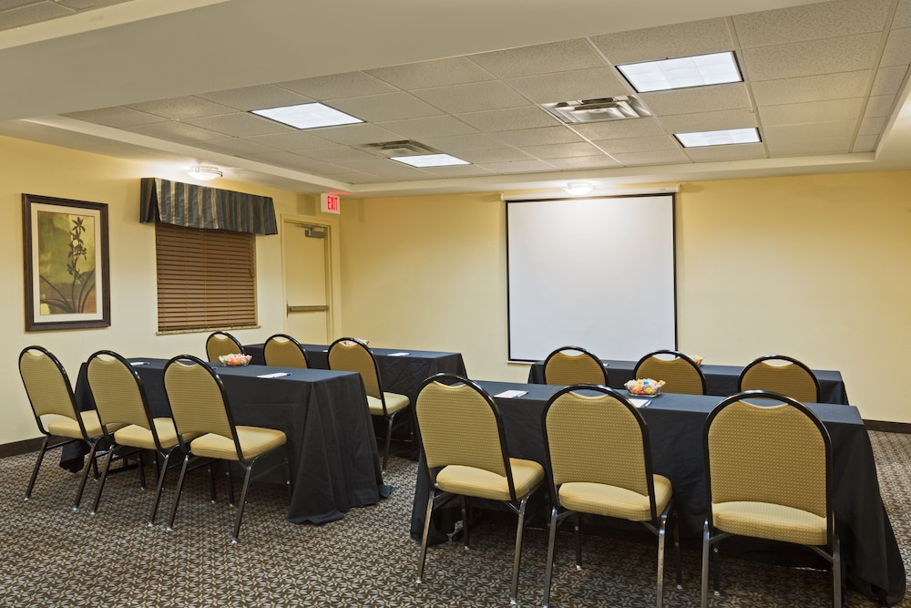 candlewood suites tallahassee by ihg