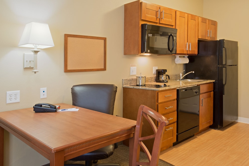 candlewood suites tallahassee by ihg