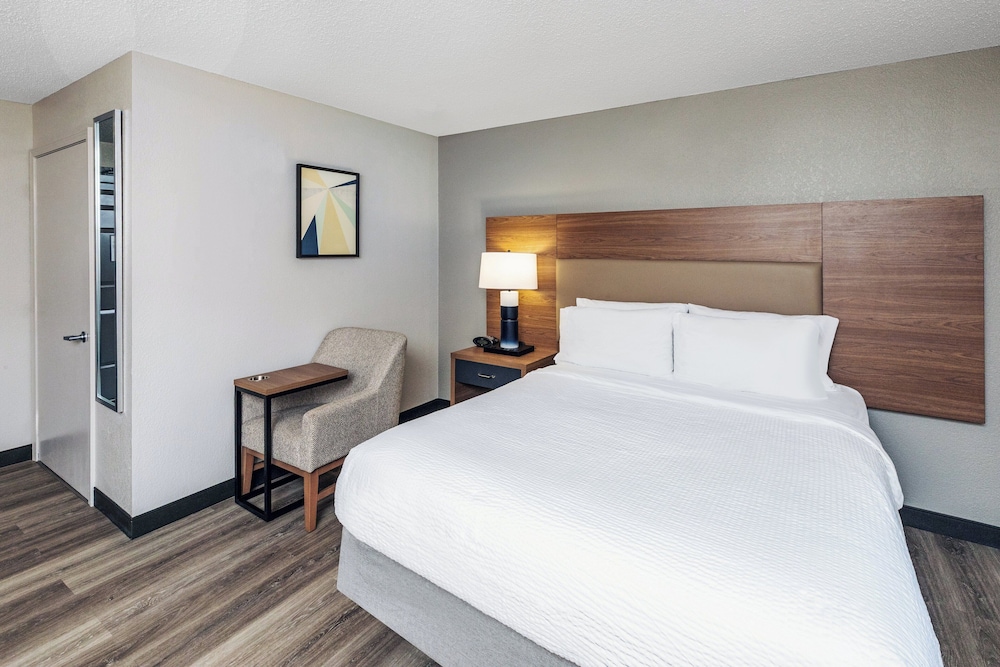 candlewood suites topeka west by ihg