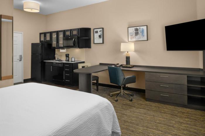 candlewood suites turlock by ihg