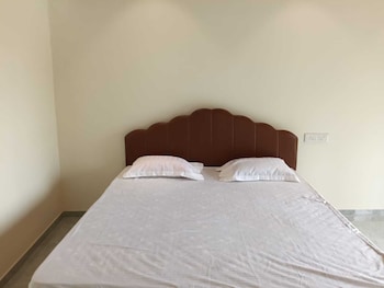 Aarambh The Creek Breeze Resort,,2 star