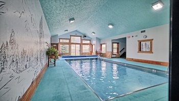 yellowstone village inn and suites