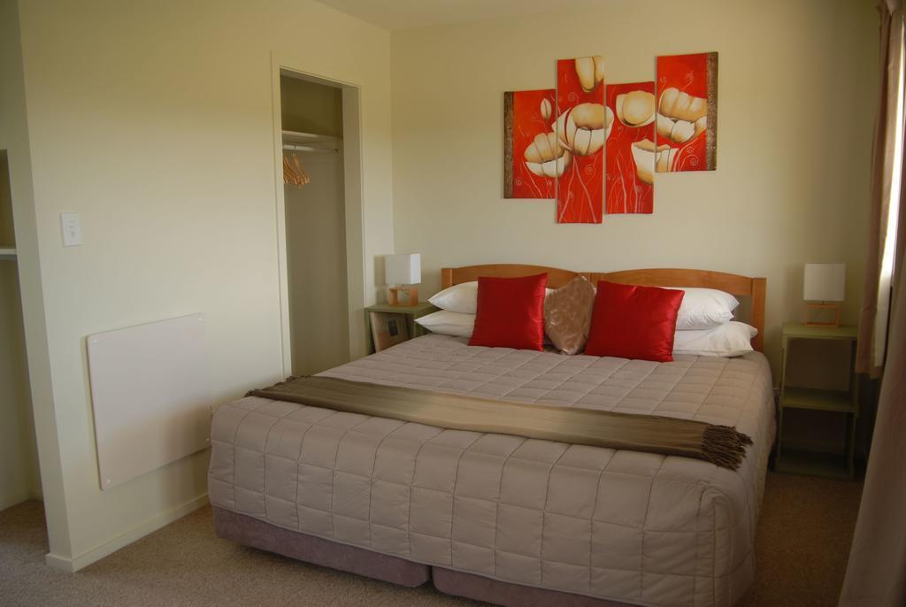longbourne lodge