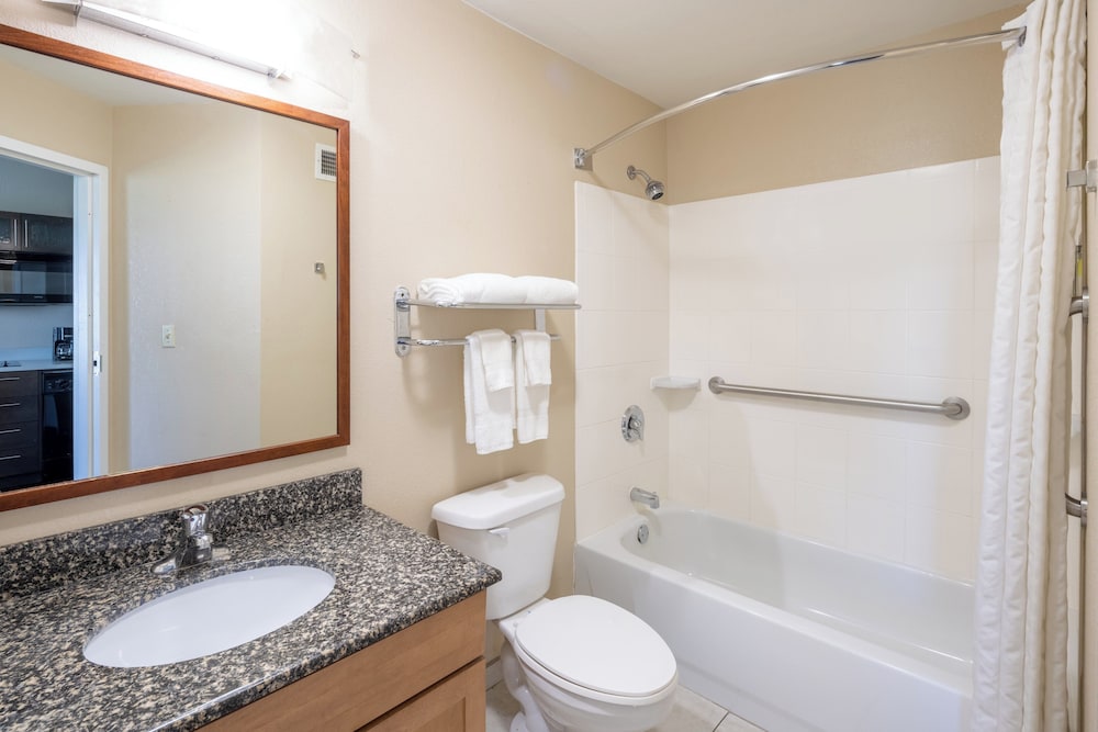candlewood suites windsor locks bradley arpt by ihg
