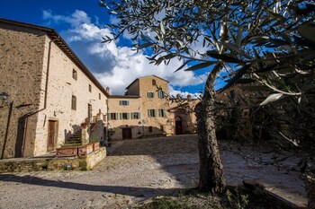 borgo colognola dimora storica