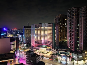 qinghui garden orange crystal hotel