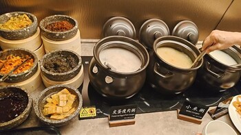 qinghui garden orange crystal hotel