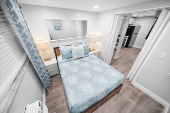 beachside gardens apartments by lowkl