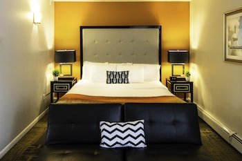 Hotel Royal Oak,Madison Heights>>Detroit,3 star