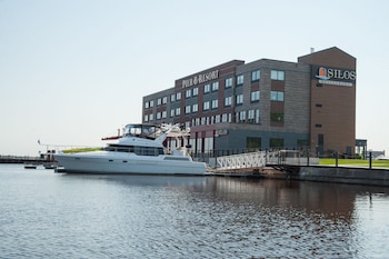 Pier B Resort,Superior>>Duluth,4 star