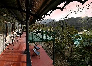 neemranas glasshouse on the ganges