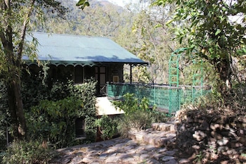 neemranas glasshouse on the ganges