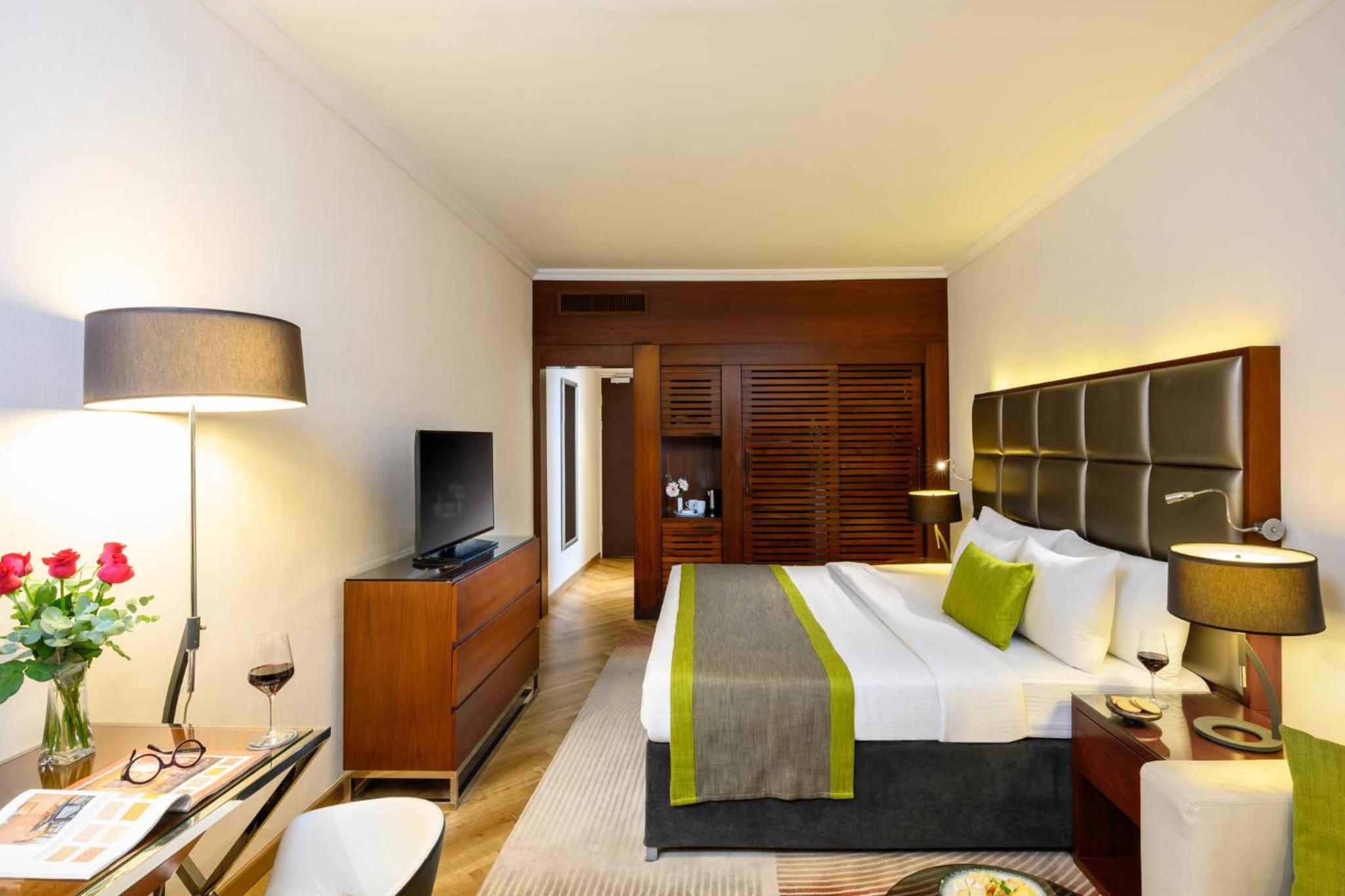 carlton tel aviv hotel