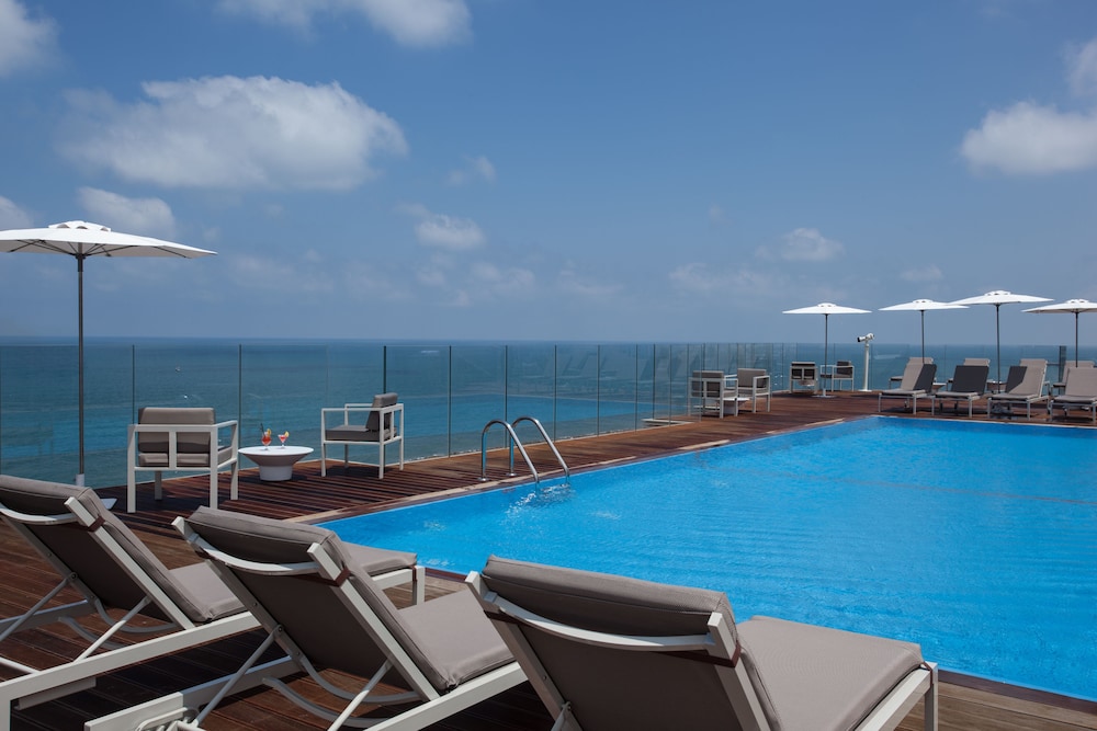 carlton tel aviv hotel