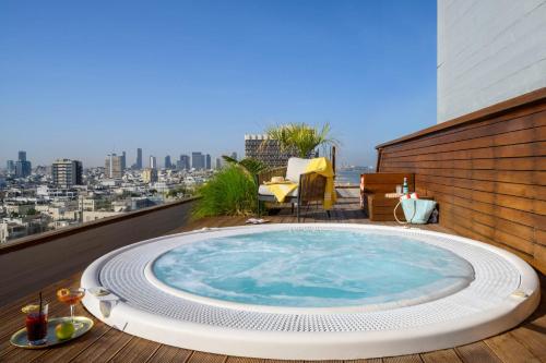 carlton tel aviv hotel