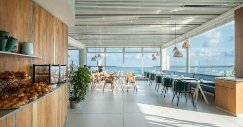 carlton tel aviv hotel