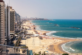 carlton tel aviv hotel