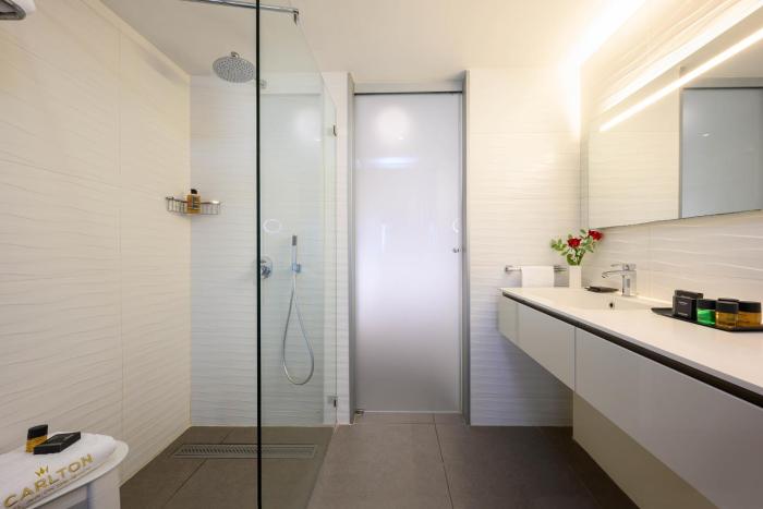 carlton tel aviv hotel