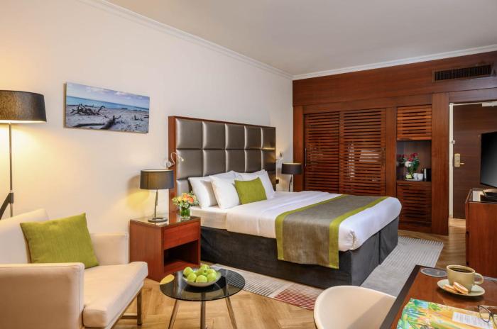 carlton tel aviv hotel