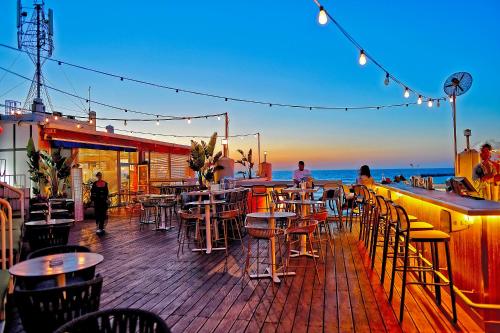carlton tel aviv hotel